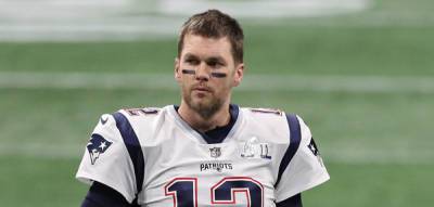 Tom Brady Gives Update on Surgically Repaired Knee - www.justjared.com