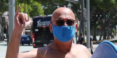 Howie Mandel Shows Up Shirtless To AGT Tapings - www.justjared.com - Los Angeles
