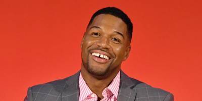 Michael Strahan Reveals Closing His Tooth Gap Was an April Fool's Day Joke! - www.justjared.com