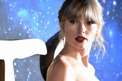 Taylor Swift is unhappiest with blue-eyed men, astrophysicists say - nypost.com