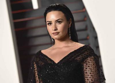 Demi Lovato’s powerful new music video recreates events of her drug overdose - evoke.ie