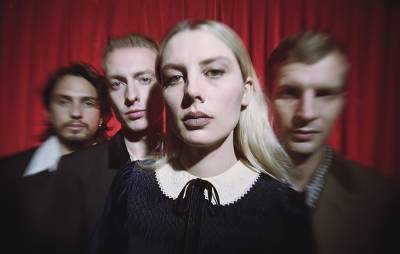 Wolf Alice share heavy and hypnotic new single ‘Smile’ - www.nme.com