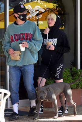 Billie Eilish Spotted Snuggling Up To Rumoured Boyfriend Matthew Tyler Vorce - etcanada.com - Santa Barbara