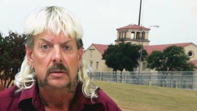 'Tiger King' Joe Exotic Says He'll Accept Carole Baskin's Offer to Help Reduce His Prison Sentence (Exclusive) - www.etonline.com - Texas - county Worth