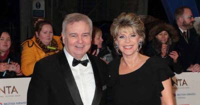 Eamonn Holmes relies on Ruth Langsford to look after him - www.msn.com