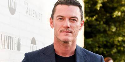 Luke Evans Would 'Jump at the Chance' to Play James Bond - www.justjared.com