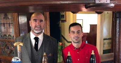 Manchester United icon visits legendary pub ahead of reopening - www.manchestereveningnews.co.uk - France - Manchester