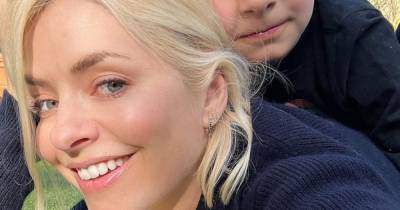 Holly Willoughby shares new glimpse of six year old son Chester as he refuses to get out of bed - www.ok.co.uk - county Chester