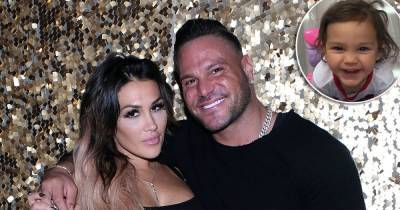 Jen Harley - Ronnie Ortiz-Magro’s Ex Jen Harley Picks Up Daughter Ariana After Domestic Violence Incident: ‘Last Time I’m Ever Making This Drive’ - usmagazine.com - Los Angeles - Las Vegas - Jersey - state Nevada