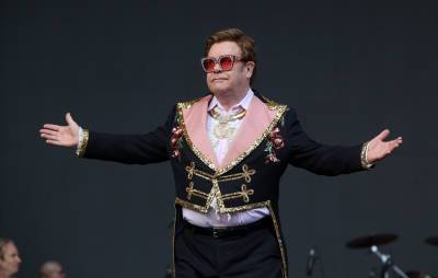Elton John is inviting fans to his virtual pre-Oscars party - www.nme.com