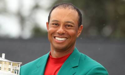 Tiger Woods Shares Health Update, Walks with Crutches in New Photo - www.justjared.com