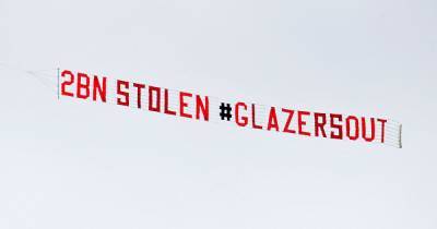 Manchester United fans' anti-Glazer banner flies over Elland Road before Leeds fixture - www.manchestereveningnews.co.uk - Manchester