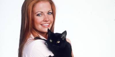 Woman Charged With Felony Embezzlement After Failing to Return 'Sabrina the Teenage Witch' VHS Tape After 21 Years - www.justjared.com - Texas - Chicago - Oklahoma - county Cleveland