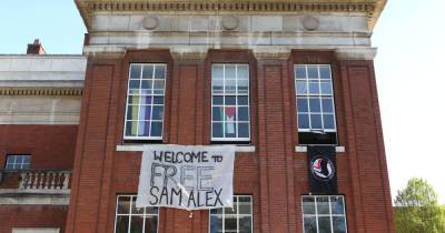 University of Manchester students occupy building in fresh protest over rent and tuition fees - www.manchestereveningnews.co.uk - Manchester
