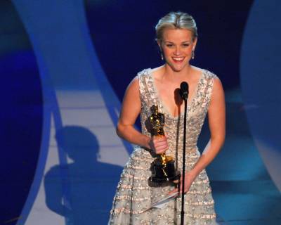 Reese Witherspoon, Glenn Close Take To Social Media On Oscars Sunday - etcanada.com