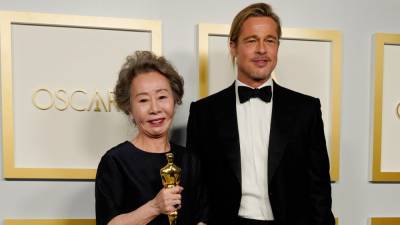 Youn Yuh-jung Used Her Oscars Speech to Flirt With Brad Pitt - www.glamour.com