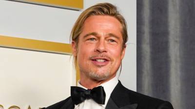 Brad Pitt's Man Bun Low-Key Won the 2021 Oscars - www.etonline.com
