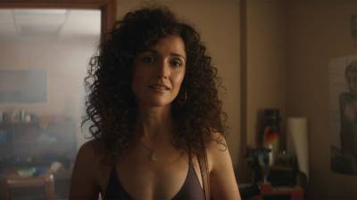 Rose Bryne Becomes An Aerobics Star In Apple TV+’s 1980s-Set Series ‘Physical’ - etcanada.com