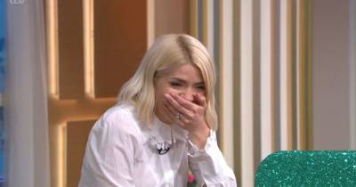 Holly Willoughby left red-faced by This Morning autocue blunder leaving Phillip Schofield in hysterics - www.manchestereveningnews.co.uk