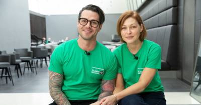 Emma Willis and husband Matt train to be vaccine volunteers for St John Ambulance amid pandemic - www.ok.co.uk