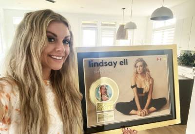 Exclusive: ET Canada Surprises Lindsay Ell With First Gold Single For ‘Want Me Back’: ‘Thank You For Believing In Me’ - etcanada.com - Canada