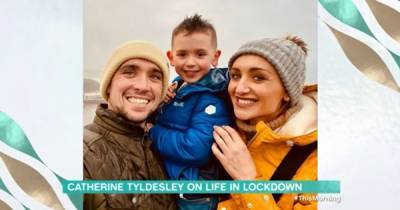 Former Corrie star Cath Tyldesley jokes son's maths is 'terrible' after she had to homeschool him - www.manchestereveningnews.co.uk