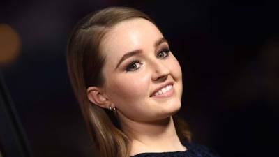 Kaitlyn Dever Joins George Clooney, Julia Roberts in Universal Rom-Com - www.hollywoodreporter.com - county Roberts
