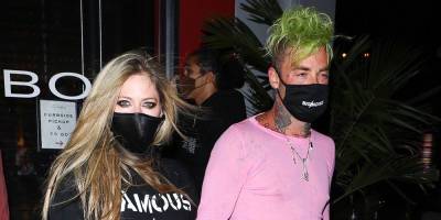 Avril Lavigne Opens Up About Making Music With Boyfriend Mod Sun - www.justjared.com