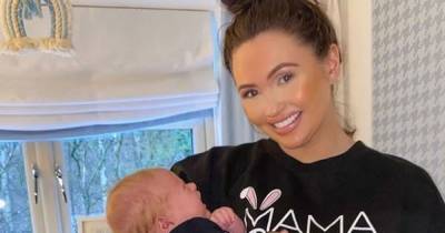 Charlotte Dawson praised for proudly showing off her 'tiger stripes' stretchmarks after becoming a new mum - www.manchestereveningnews.co.uk - county Dawson