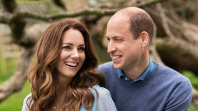 Prince William, Kate release photos to mark 10th anniversary - abcnews.go.com