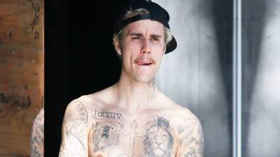 Justin Bieber Shows Off His Chest Tattoos Controversial Dreadlocks In New Shirtless Pic - hollywoodlife.com