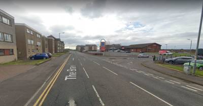Man rushed to hospital after being hit by car in Saltcoats - www.dailyrecord.co.uk - Scotland