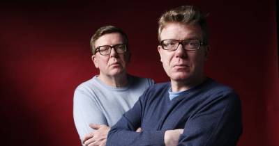 The Proclaimers go viral due to sticker on double bass that 'doesn't age well' - www.dailyrecord.co.uk