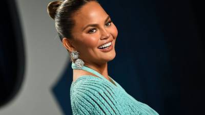 Chrissy Teigen graces cover of People's 'Beautiful Issue' - abcnews.go.com - Los Angeles