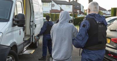 Drugs, guns and £30,000 cash seized in string of 'EncroChat' police raids across Manchester and Stockport - www.manchestereveningnews.co.uk - France - Manchester