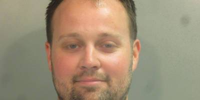 Josh Duggar Arrested on Child Pornography Charges, Pleads Not Guilty - www.justjared.com - state Arkansas