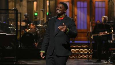 Daniel Kaluuya Takes Jab at Royal Family, Compares British and American Racism in 'SNL' Monologue - www.hollywoodreporter.com - Britain - USA
