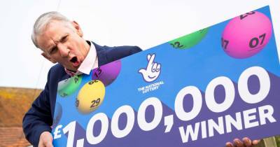 Scot trying to quit smoking wins £1 million on a scratchcard while buying a vape - www.dailyrecord.co.uk - Scotland - county Southampton