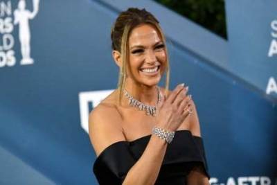 Jennifer Lopez’s exes Marc Anthony and Ben Affleck praise her in new magazine feature - www.msn.com