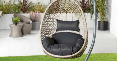 Aldi's hanging egg chair sells out in minutes as thousands of people queue to buy it online - www.ok.co.uk