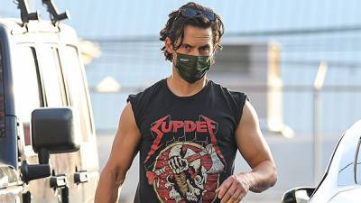 Milo Ventimiglia Works Out In Short Shorts Cutoff Shirt, Showing Off Gains At The Gym - hollywoodlife.com