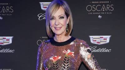 Allison Janney Looks Gorgeous With Short Gray Hair - www.glamour.com - county Harmon