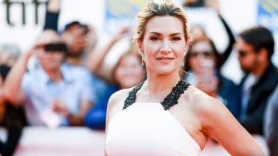 Kate Winslet says she knows ‘at least four’ actors ‘hiding their sexuality’ due to ‘homophobia’ in Hollywood - www.foxnews.com - Hollywood