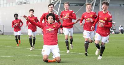 Manchester United teenager Zidane Iqbal signs professional contract - www.manchestereveningnews.co.uk - Manchester