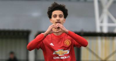 Zidane Iqbal sends message to Manchester United supporters after signing first contract - www.manchestereveningnews.co.uk - Manchester