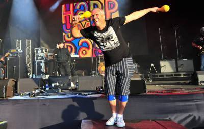 Happy Mondays’ Bez to wing-walk on plane for music mental health charity - www.nme.com - Alabama