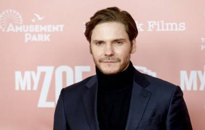 Watch full hour-long ‘Zemo Cut’ of ‘The Falcon And The Winter Soldier’ villain dancing - www.nme.com