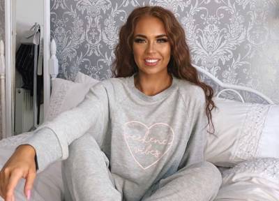 Love Island’s Demi Jones needs surgery for potentially cancerous lump on her neck - evoke.ie