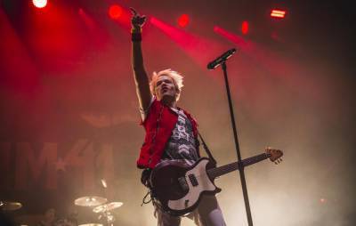 Deryck Whibley on Sum 41’s ‘All Killer No Filler’: “It wasn’t that great” - www.nme.com