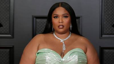 Lizzo Says Fat Women Aren't Benefiting From the Body Positivity Movement - www.glamour.com